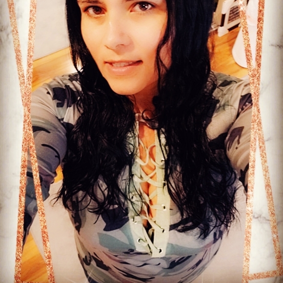 Green Camouflage print long sleeve t-shirt size M - Picture 4 of 4